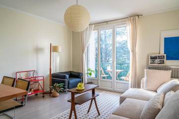 Gîte pour 4 personnes, avec terrasse et vue, animaux acceptés à Rueil-Malmaison