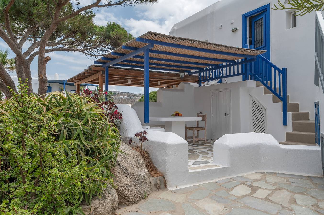 Traditionele Mykonische Studio – Aan het Strand, Zwembad, Tuin, Zeezicht, foto 15