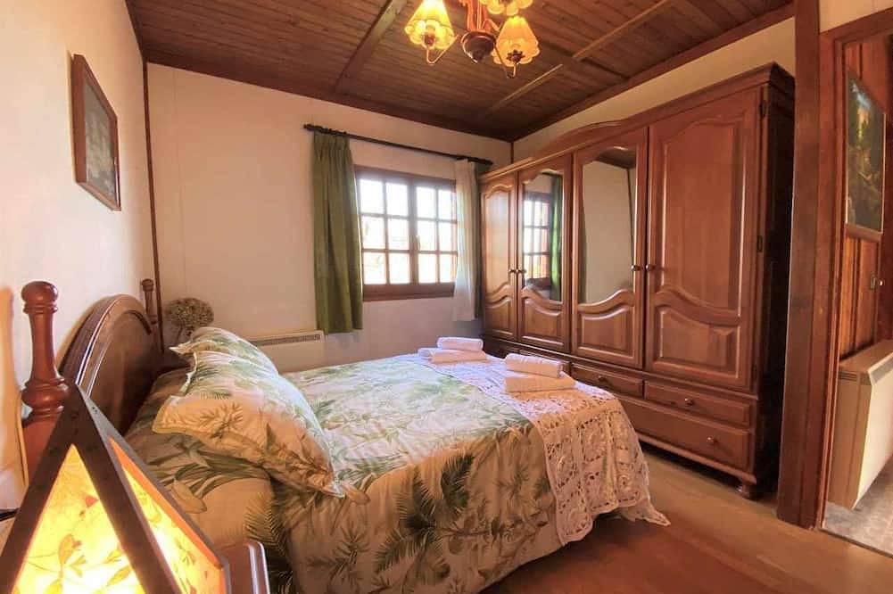 Madagascar Corner Vv-2192-As in Parres, Costa Verde (Spanien)