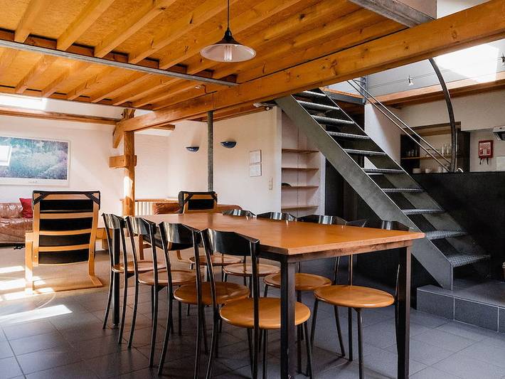 Location de vacances pour 45 personnes, avec terrasse ainsi que balcon/terrasse et sauna dans Tavigny - 3