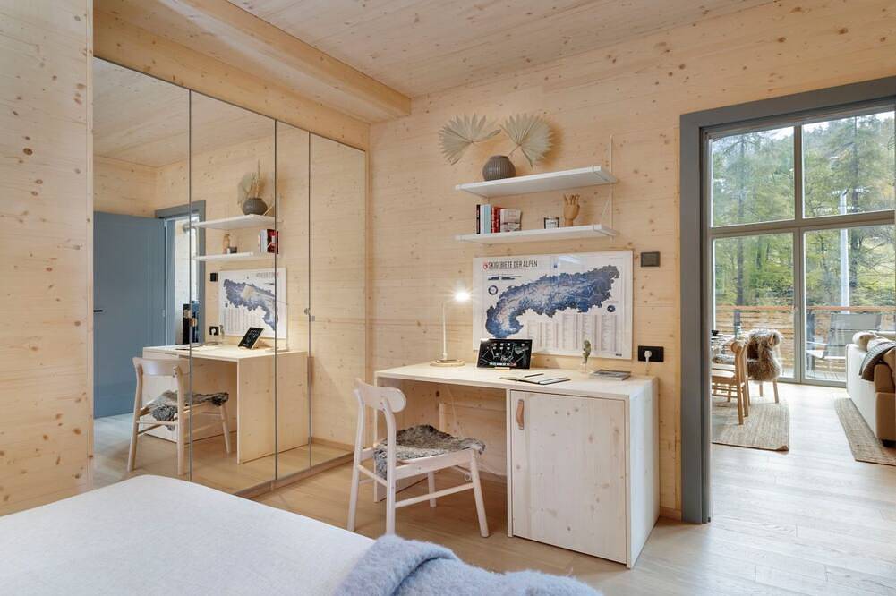 Eco-friendly ski chalet in Italy with garden, Bbq, skiroom, bootsdryer,parking. in Breuil-Cervinia, Valtournenche