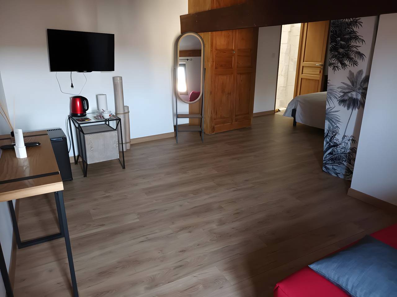 Bed and Breakfast 'Chambre Coquelicot' con Wi-Fi y aire acondicionado in Domazan, Region de Nimes