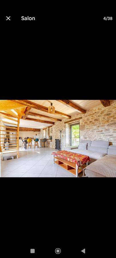 Location de vacances pour 6 personnes, avec piscine ainsi que vue et jardin, adapté aux familles à Boussac (Lot) - 4