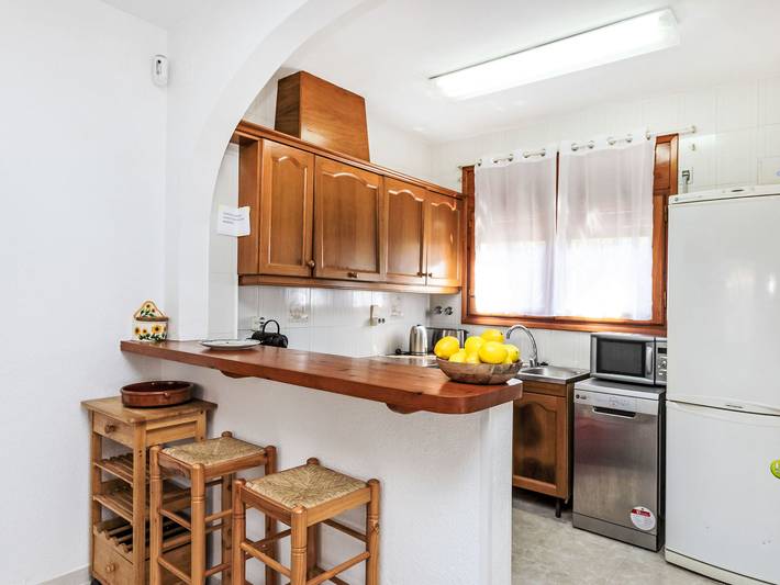 Location de vacances pour 6 personnes, avec jardin dans Les Tres Cales - 4