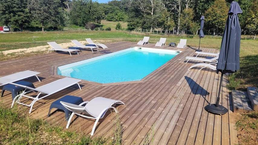 Location de vacances pour 7 personnes, avec piscine et jardin à Anglars-Nozac - 3