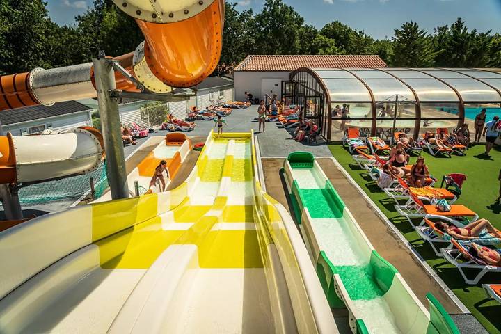 Camping für 4 Personen, mit Terrasse und Sauna sowie Pool auf Île d'Oléron - 4