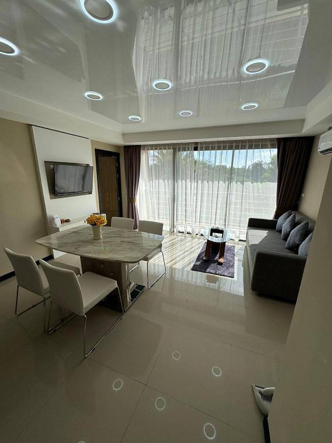 Gîte pour 6 personnes, avec vue et jardin ainsi que piscine et bassin pour enfant dans Nai Yang Beach - 2