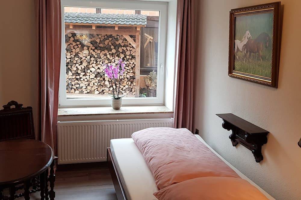 Ganze Wohnung, Ferienwohnung \"Wales\" im Cnauceltaidd mit 5 Sternen vom Dtv in Halle (Weserbergland), Landkreis Holzminden