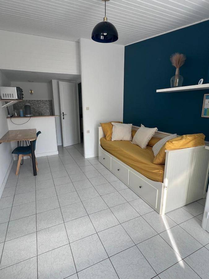 Gîte pour 2 personnes, avec jacuzzi et terrasse ainsi que jardin et piscine à Mignaloux-Beauvoir - 3