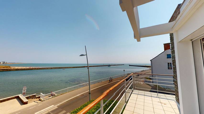 Villa for 6 people, with Balcony and Terrace as well as Garden in Loire Valley