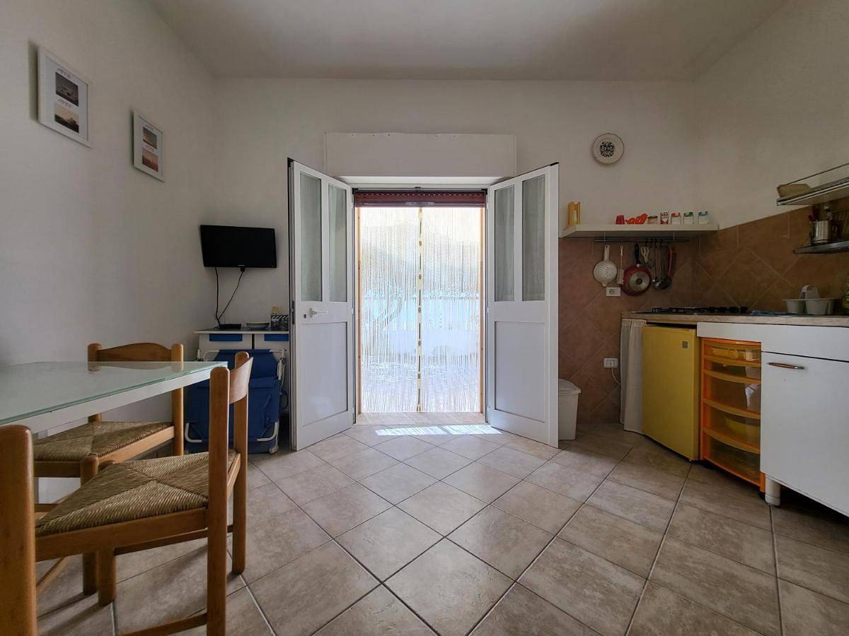 Villa Nicole - Spazio Sole - Punta Prosciutto in Porto Cesareo, Golfo di Taranto