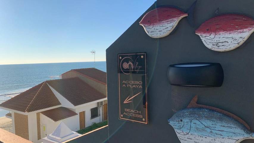 Casa rural para 3 personas, con jardín además de terraza y piscina en Matalascañas - 2