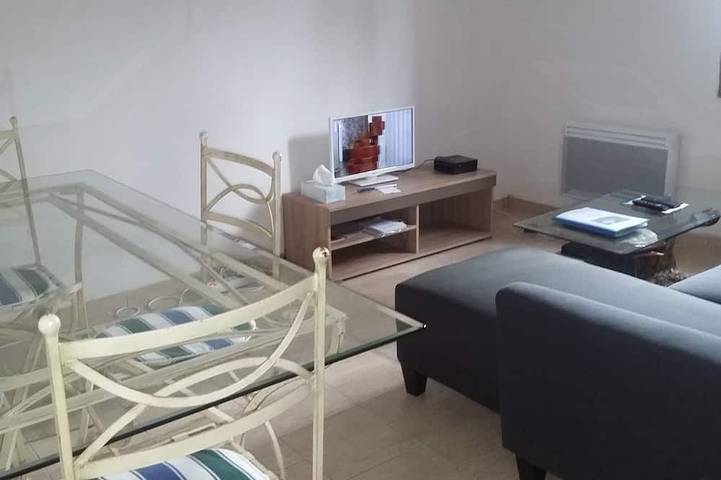 Gîte pour 4 personnes, avec terrasse, animaux acceptés à Roquebrune-sur-Argens - 3