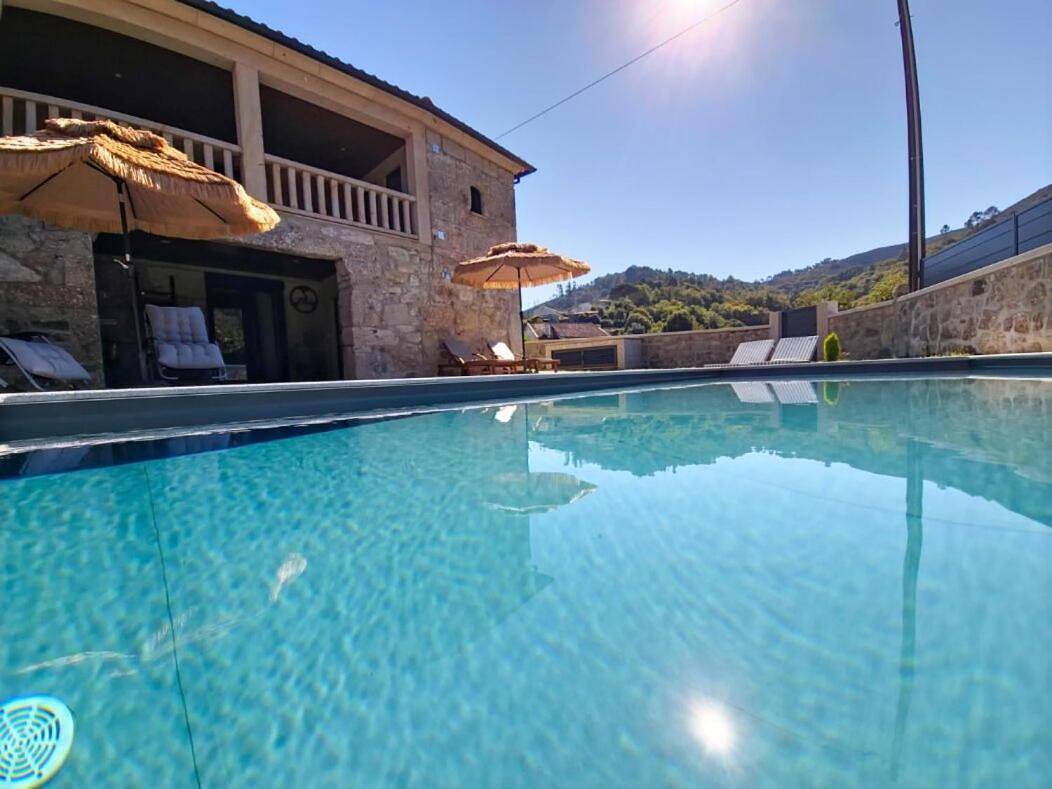 Soutelo House in Grovelas, Crasto, Ruivos e Grovelas