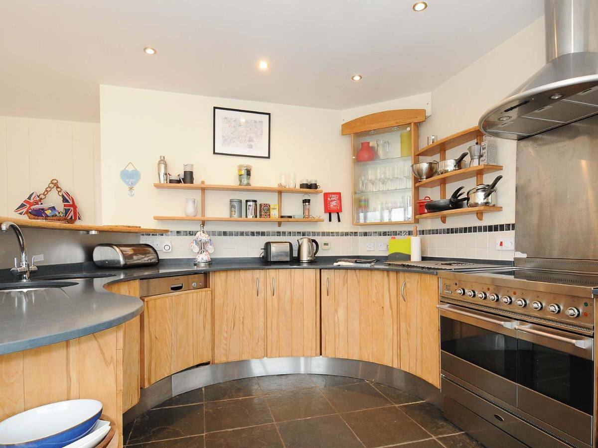 Holiday Home in Polzeath, Pentire Point - Widemouth