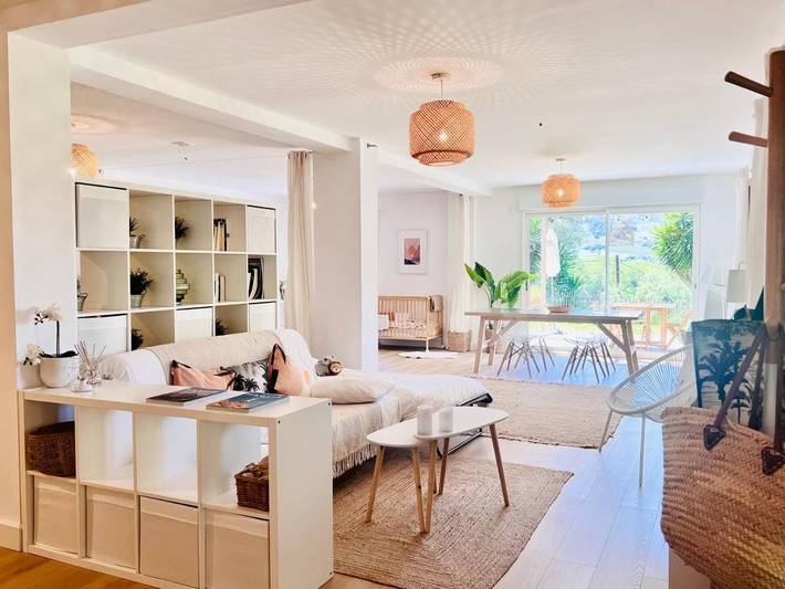 Appartement de vacances pour 4 personnes, avec vue et jardin