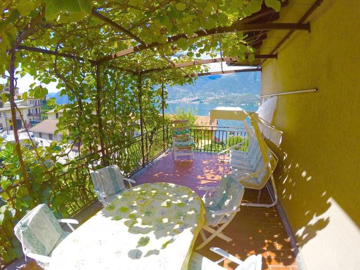 Appartement de vacances pour 5 personnes, avec vue ainsi que jardin et vue sur le lac, animaux acceptés