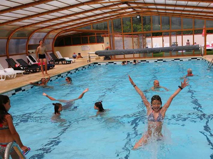 Mobil home pour 5 personnes, avec bassin pour enfant