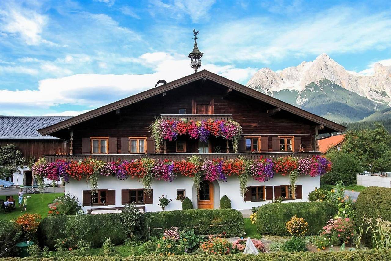 Ganze Wohnung, Apartment with Mountain View in Saalfelden am Steinernen Meer, Pinzgau