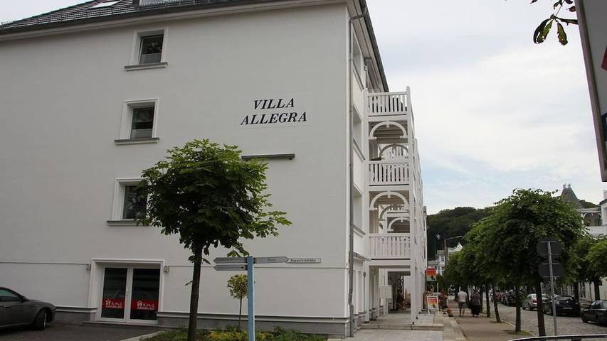 Ferienhaus für 6 Personen, mit Balkon und Sauna in Binz - 2