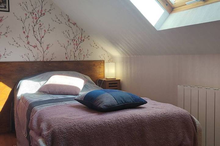 Gîte pour 4 personnes, avec jacuzzi ainsi que jardin et terrasse à Plogonnec - 3