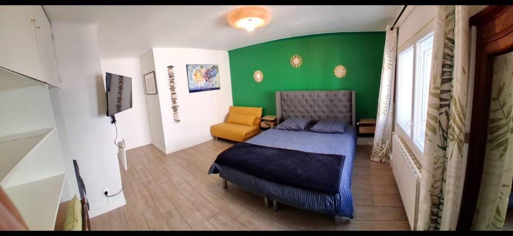 Location de vacances pour 2 personnes, avec vue ainsi que piscine et jardin à Montbazin - 4