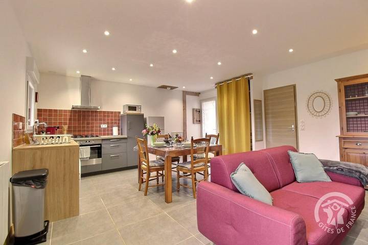 Gîte pour 4 personnes, avec jardin, animaux acceptés
