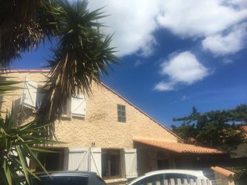 Location de vacances pour 7 personnes, avec terrasse et jardin à Sainte-Marie-la-Mer