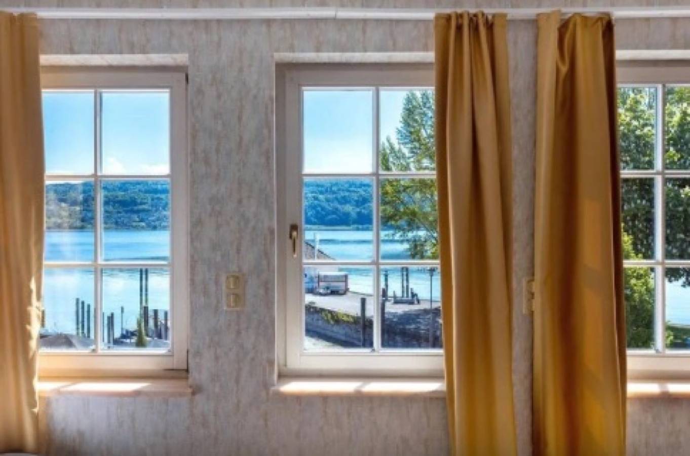 2-Bett Zimmer mit herrlichem Seeblick und Jacuzzi in Reichenau, Untersee