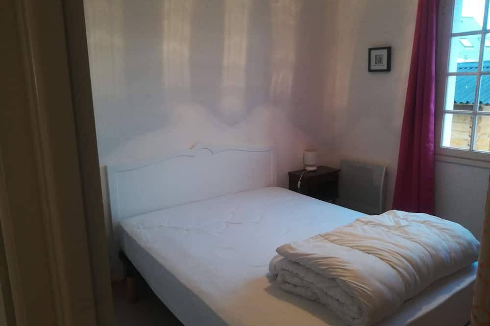 Angenehmer Bungalow für 4 Personen 60m vom Meer entfernt in Trédrez-Locquémeau, Ceinture Dorée