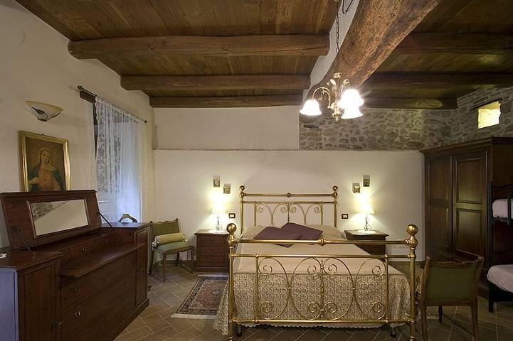 Chambre d’hôte pour 5 personnes, avec piscine et jardin à Spoleto - 2