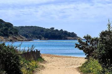 Gîte pour 4 personnes, avec terrasse dans Plage de Gigaro