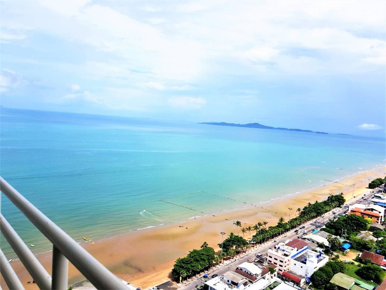 Gehele studio, Fantastic sea view beach condo in Pattaya, Changwat Chonburi