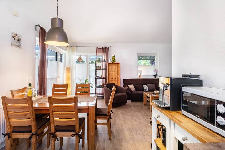 Ferienhaus für 5 Personen, mit Whirlpool und Garten sowie Sauna in Wiefelstede - 4