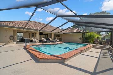 Vacation House for 8 Guests in Apollo Beach, Tampa Bay, Picture 3