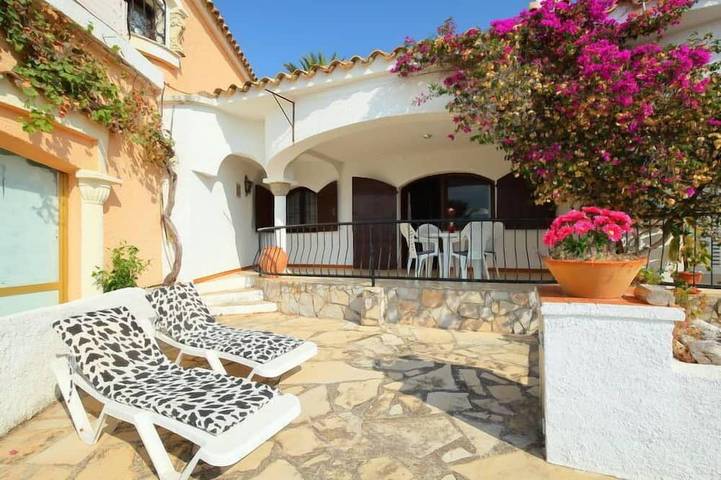 Casa de vacaciones para 3 personas, con terraza y balcón/terraza - 1