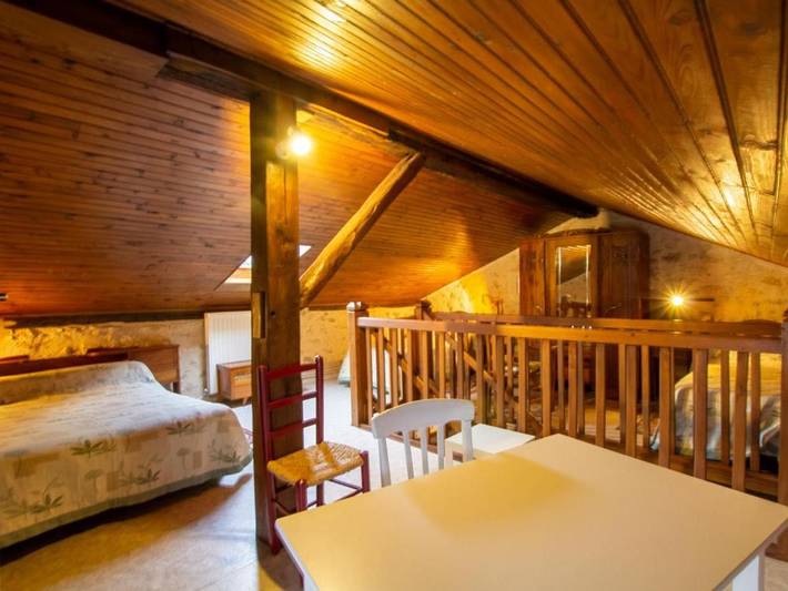 Location de vacances pour 6 personnes, avec jardin et terrasse à Saint-Front-la-Rivière - 4