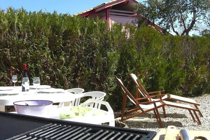 Location de vacances pour 4 personnes, avec jardin et terrasse dans Port d'Hourtin - 4
