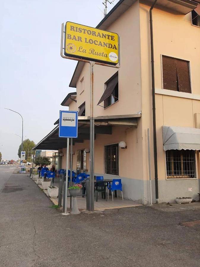 Hôtel pour 2 personnes à Fiorenzuola d'Arda - 2