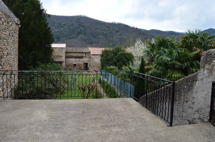 Gîte pour 6 personnes, avec balcon et jardin dans l' Hérault - 2