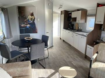 Vacation Rental for 4 Guests in Lake Ijssel, North Holland, Picture 3