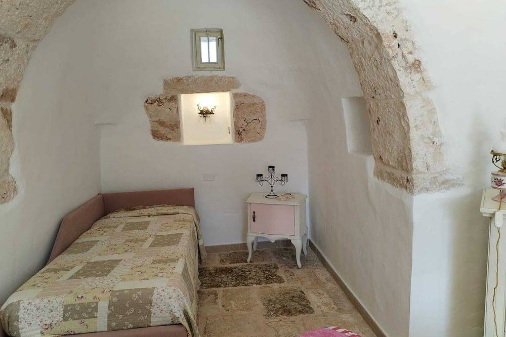 Chateaux des Trulli \" Angelica's Suite \" in San Michele Salentino, Salento