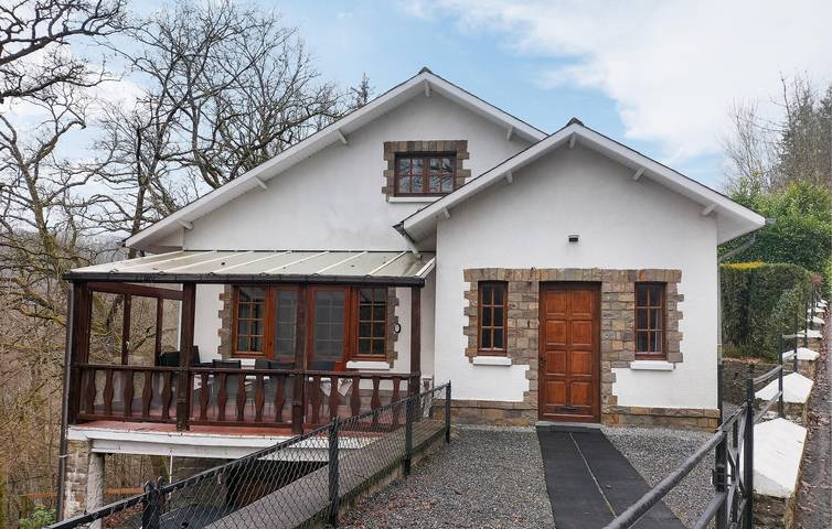 Location de vacances pour 12 personnes, avec terrasse et jardin, animaux acceptés à Bouillon - 2