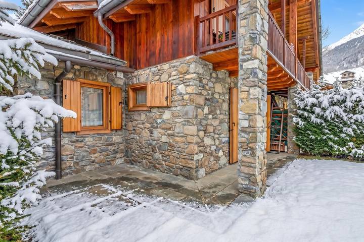 Apartamento entero, Acogedor Apartamento para tu Próxima Escapada in Dolonne, Courmayeur