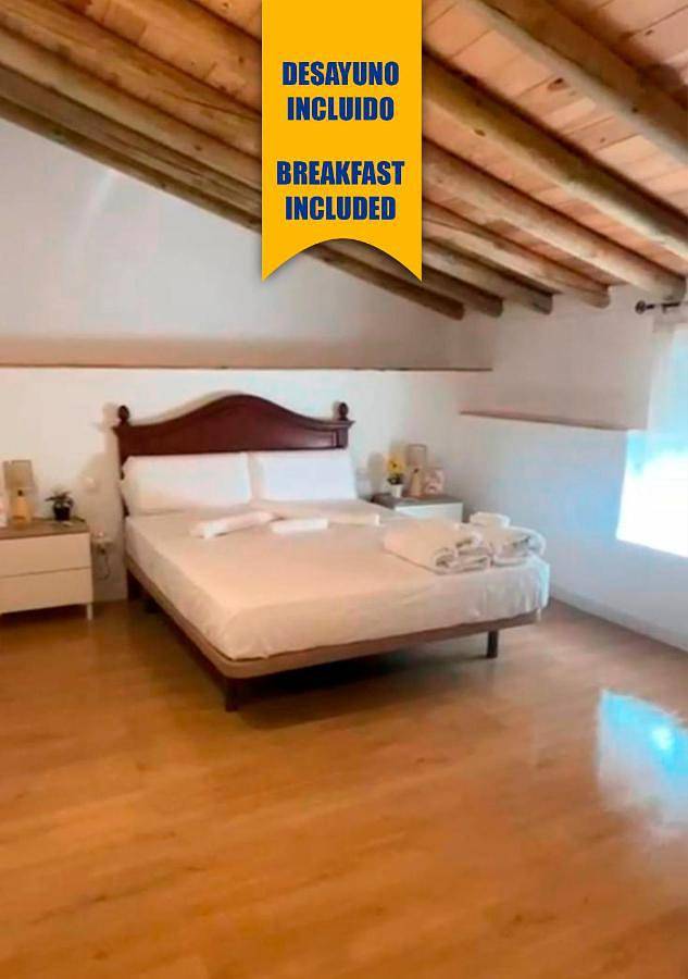 Apartamento para 6 personas, con terraza y vistas, Se admiten mascotas en Aroche