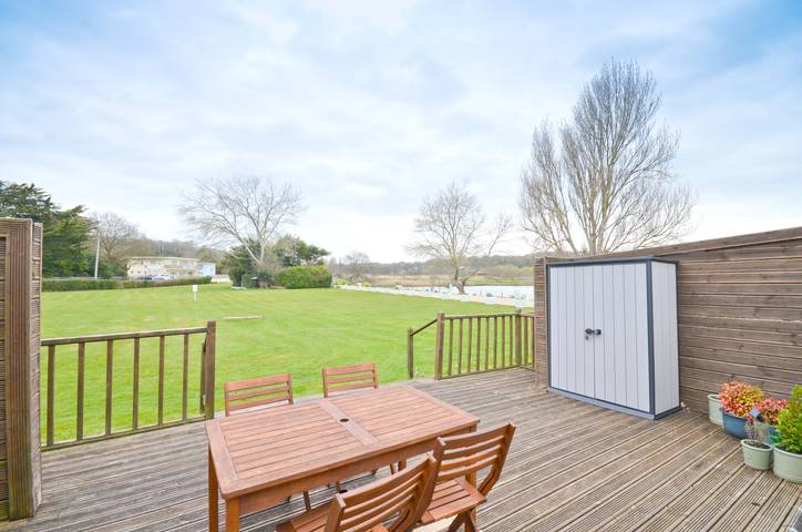 Bungalow für 4 Personen, mit Terrasse auf der Isle of Wight - 3