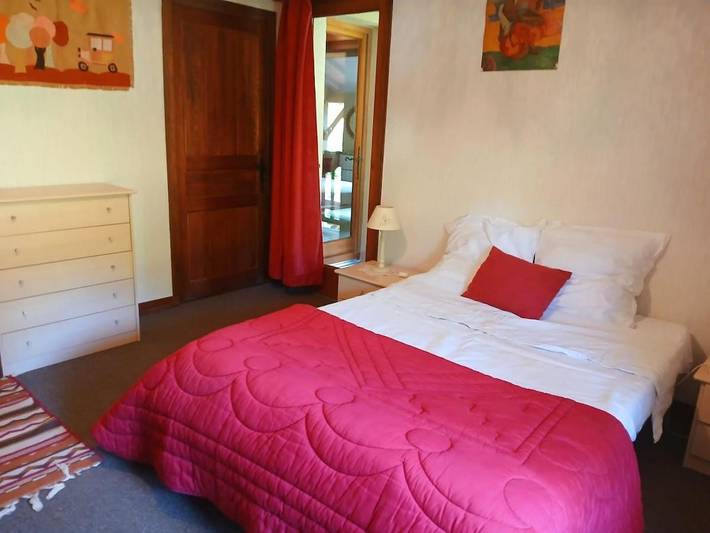 Location de vacances pour 8 personnes, avec jardin et vue, animaux acceptés à Tramayes - 3