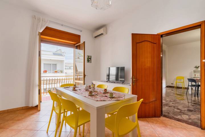 Appartamento per 11 persone, con Balcone a Santa Maria al Bagno