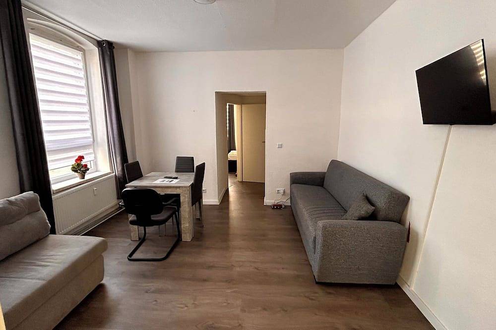 Wilhelmstraße 19 W1 - 2 Schlafzimmer mit Wohnzimmer in Neumünster, Schleswig-Holstein Binnenland