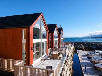 Ferienhaus für 8 Personen, mit Terrasse und Ausblick auf den Lofoten